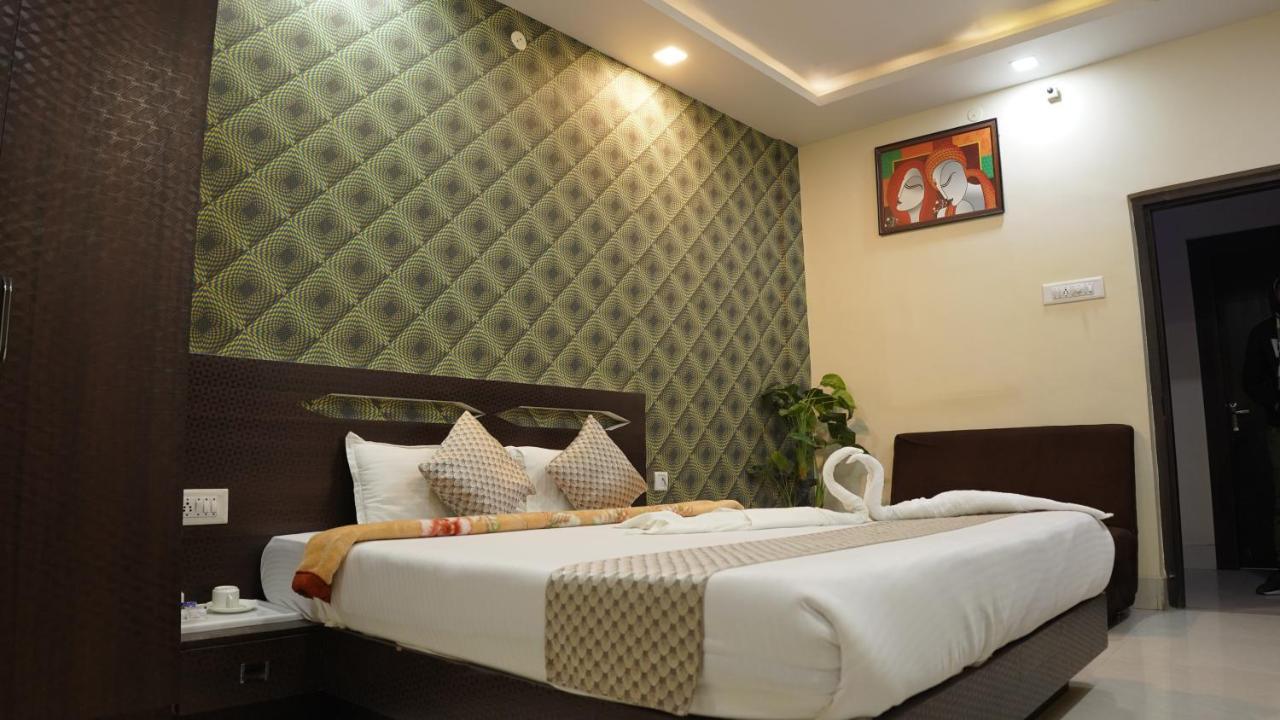 Hotel Janvi Interntaional Inn Muzaffarpur Exterior photo